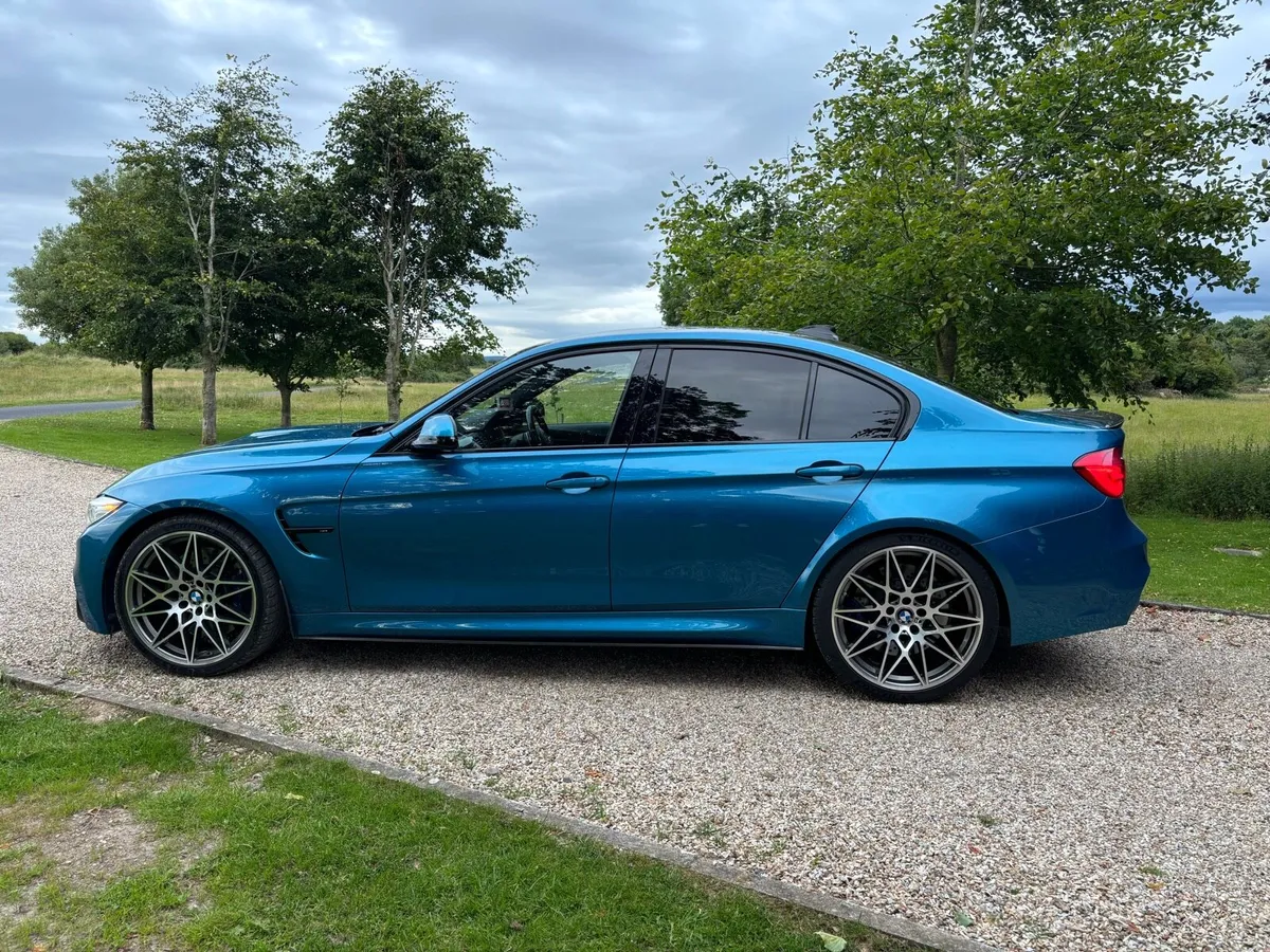 2016 BMW M3 Competition individual - Image 3