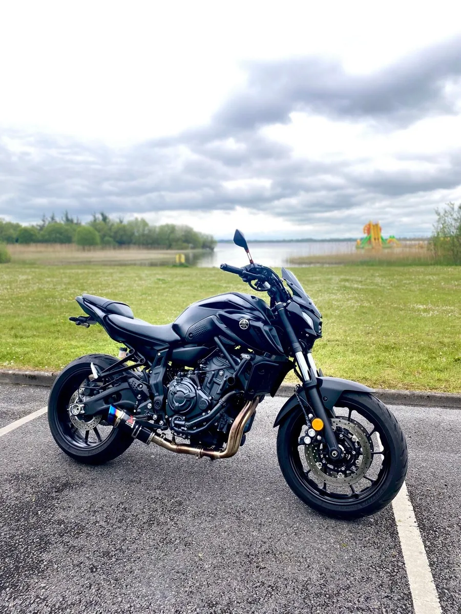 Yamaha MT 07 Motorbike 2023 - Image 2