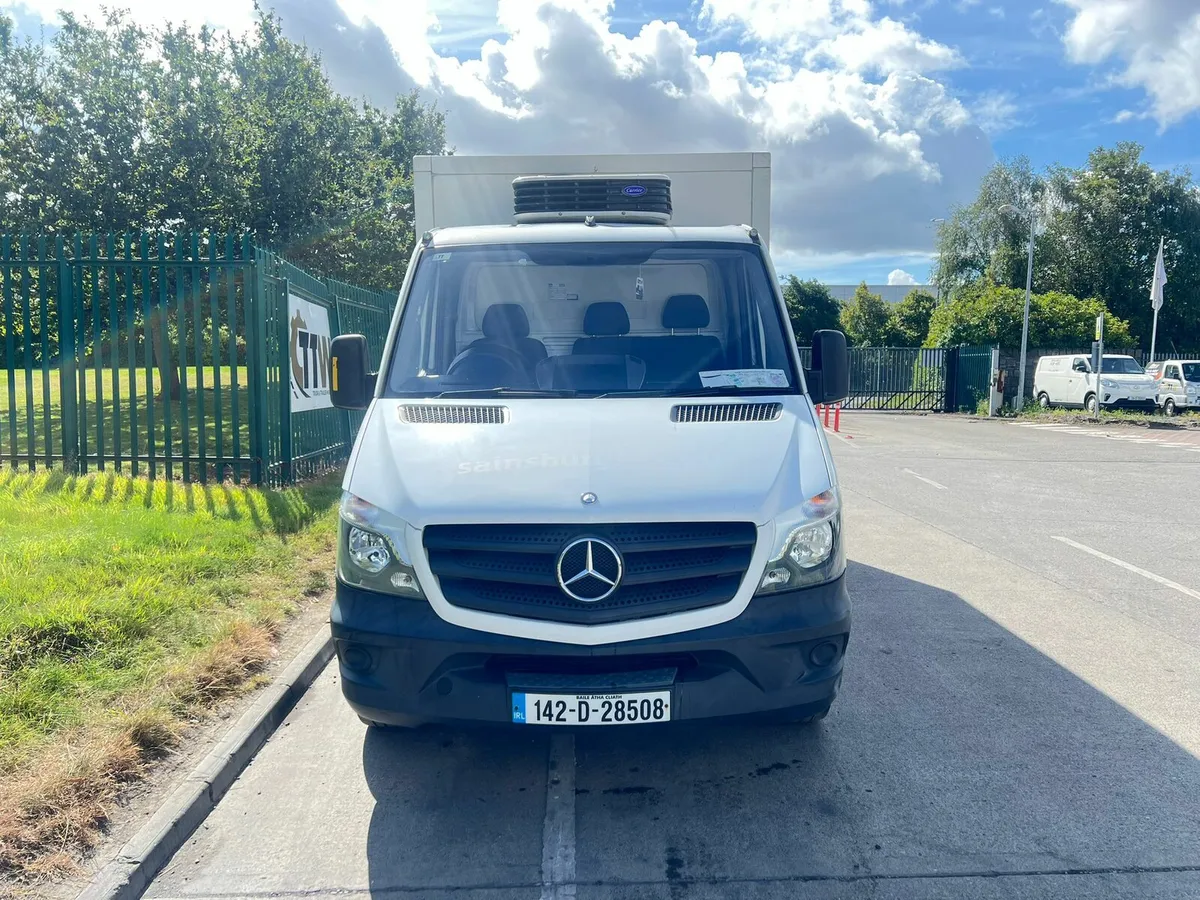 Fridge van - Image 1