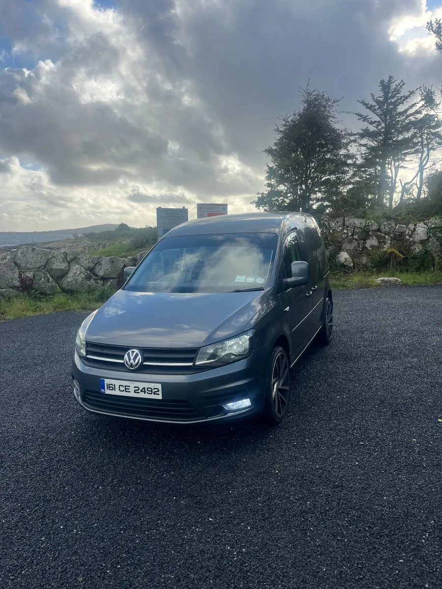 Volkswagen Caddy 2.0 - Image 1
