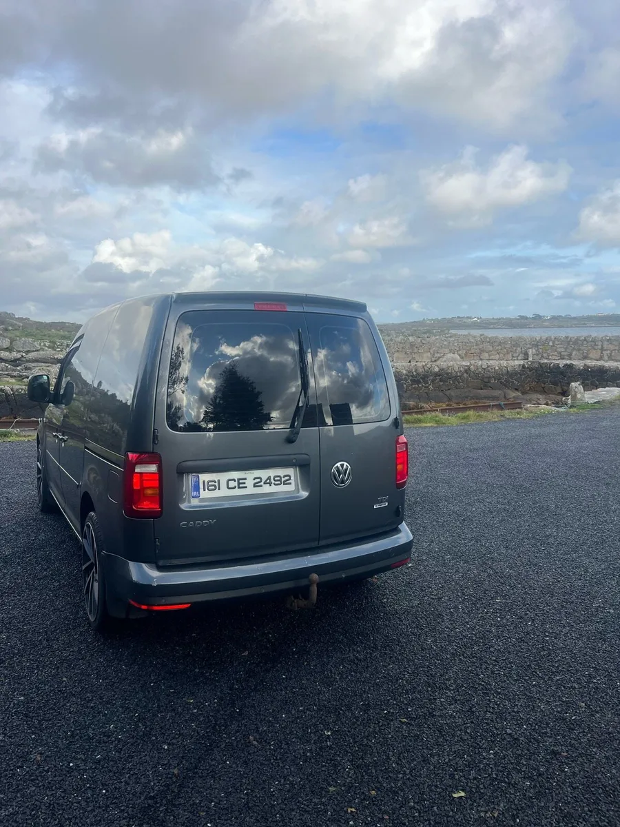Volkswagen Caddy 2.0 - Image 3