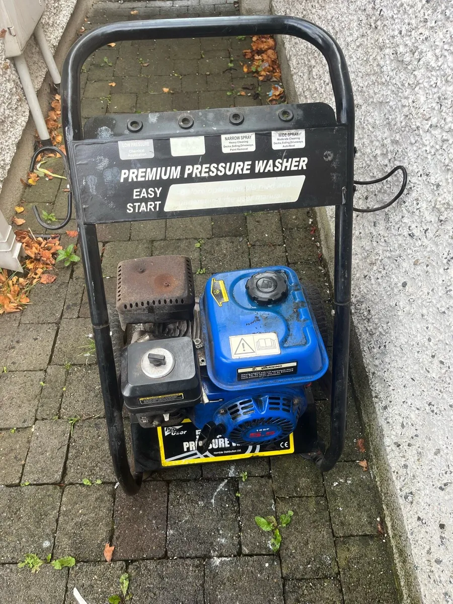 Petrol power washer - Image 2