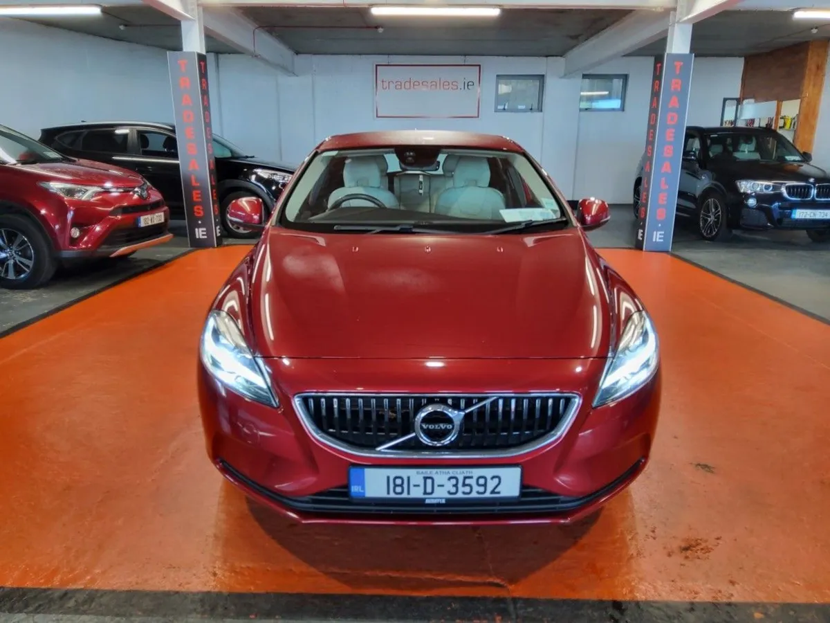 Volvo V40 D2 (120hp) Momentum Edition - Image 1