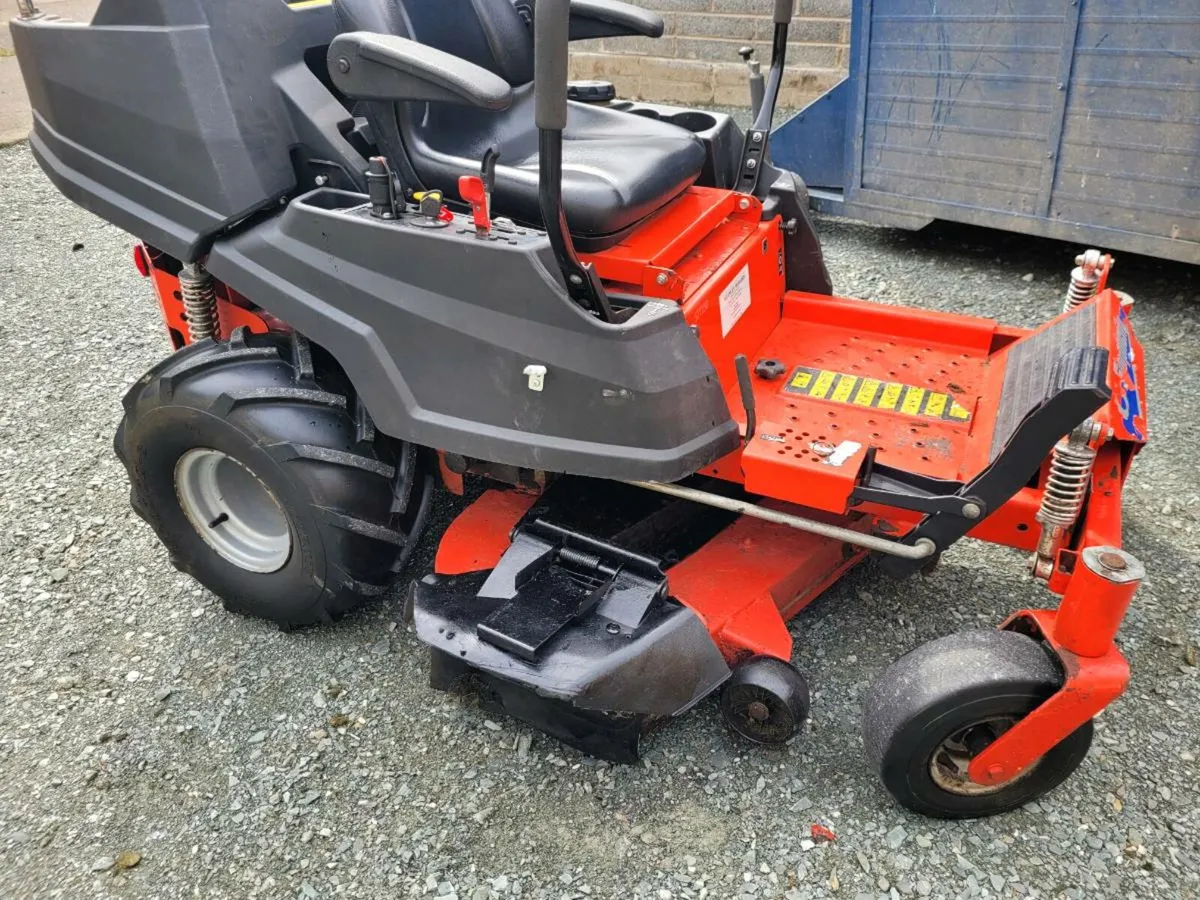Simplicity zeroturn 25hp - Image 1
