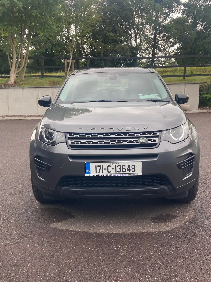 Land Rover Discovery Sport 2017 - Image 1