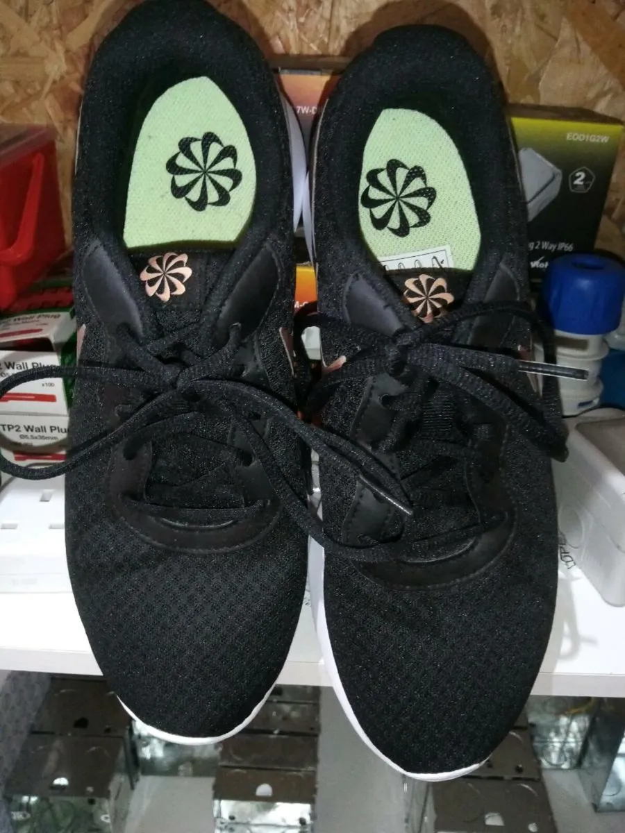 Nike Runners - Image 1