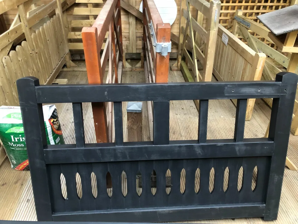 Timber entrance  gate- killconnell Painted black - Image 3