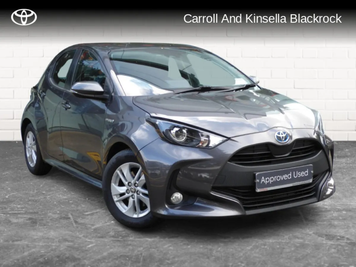 Toyota Yaris Hybrid Luna - Image 1