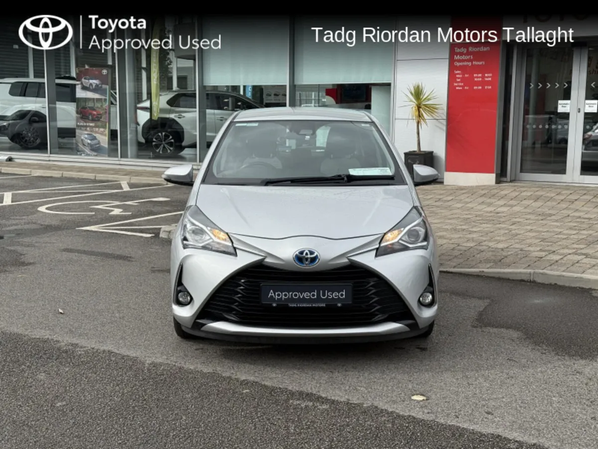 Toyota Yaris HYBRID 5DR LUNA - Image 2