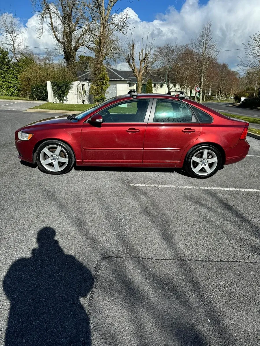 Volvo S40 2011 - Image 2