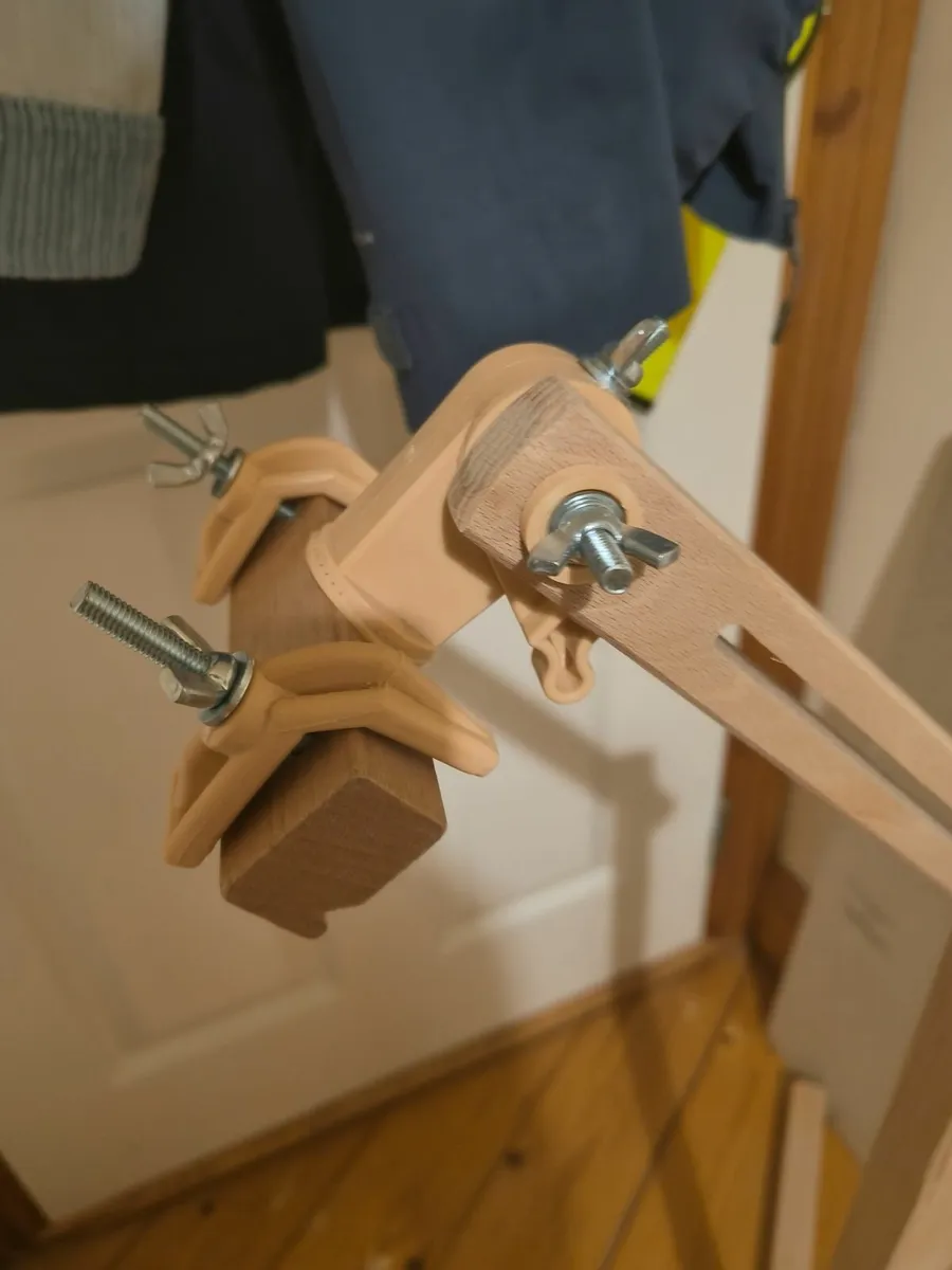 Embroidery floor stand - Image 3
