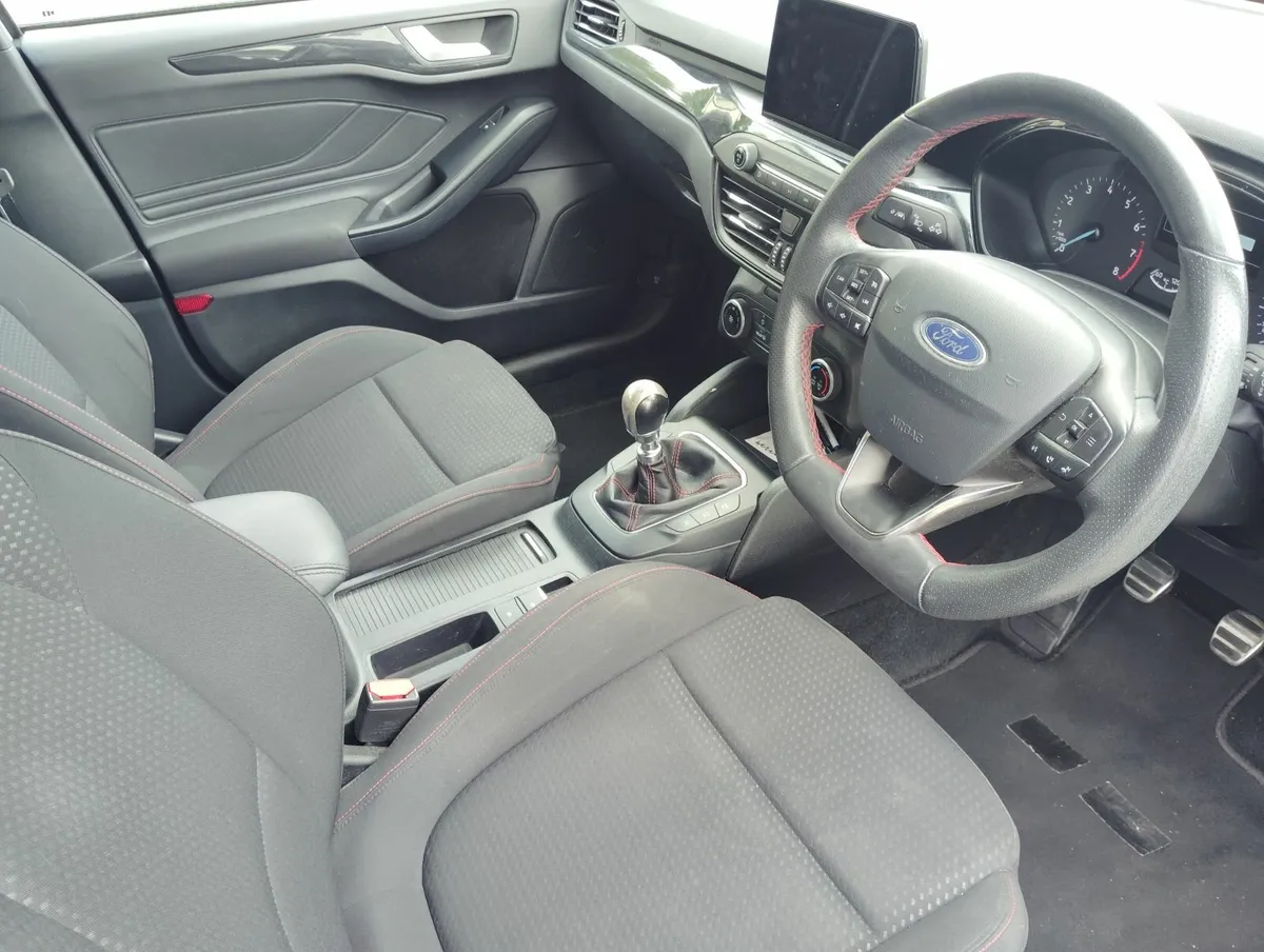 Ford Focus 2019 - Image 4