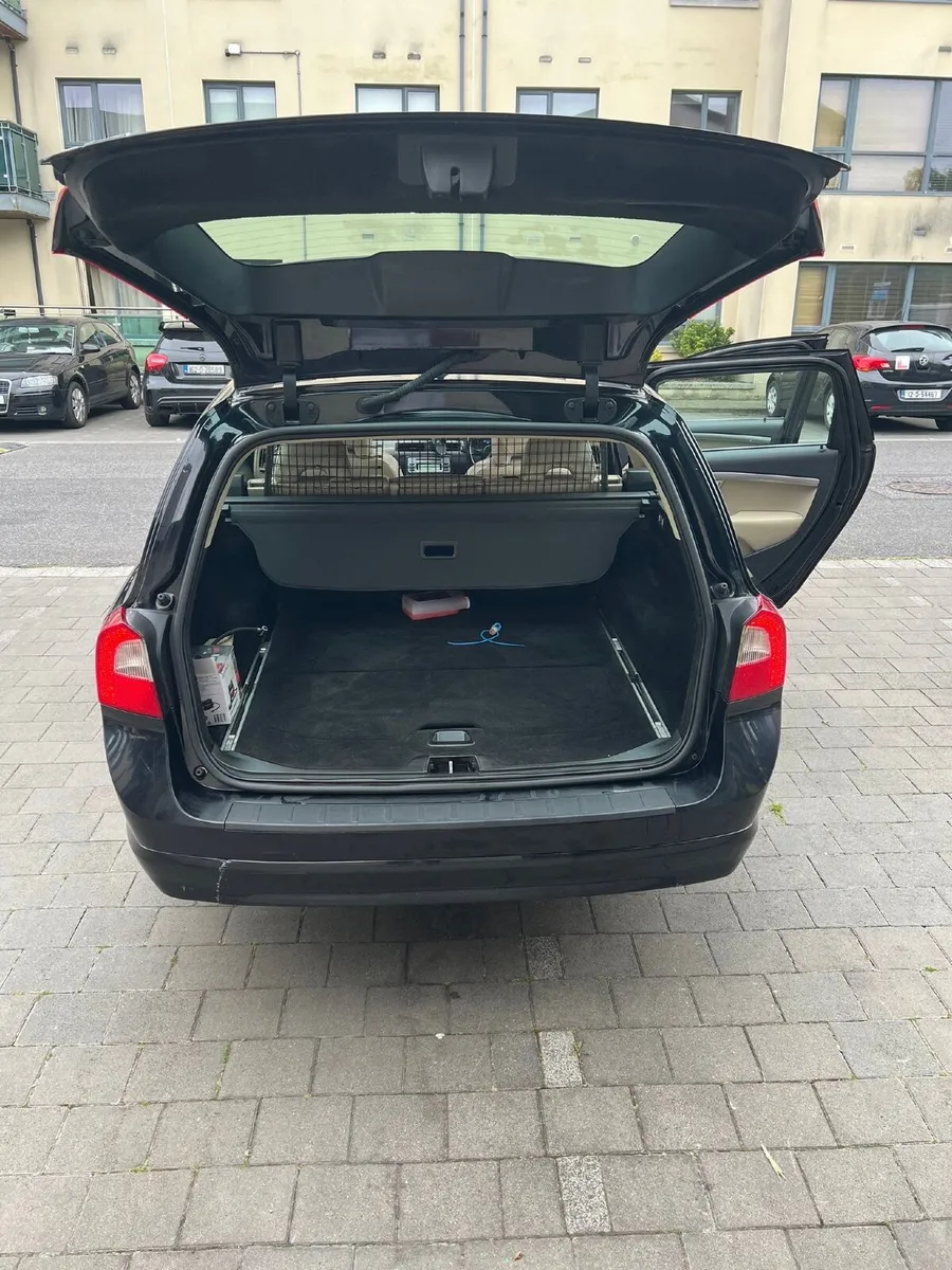 Volvo V70 2009 - Image 3