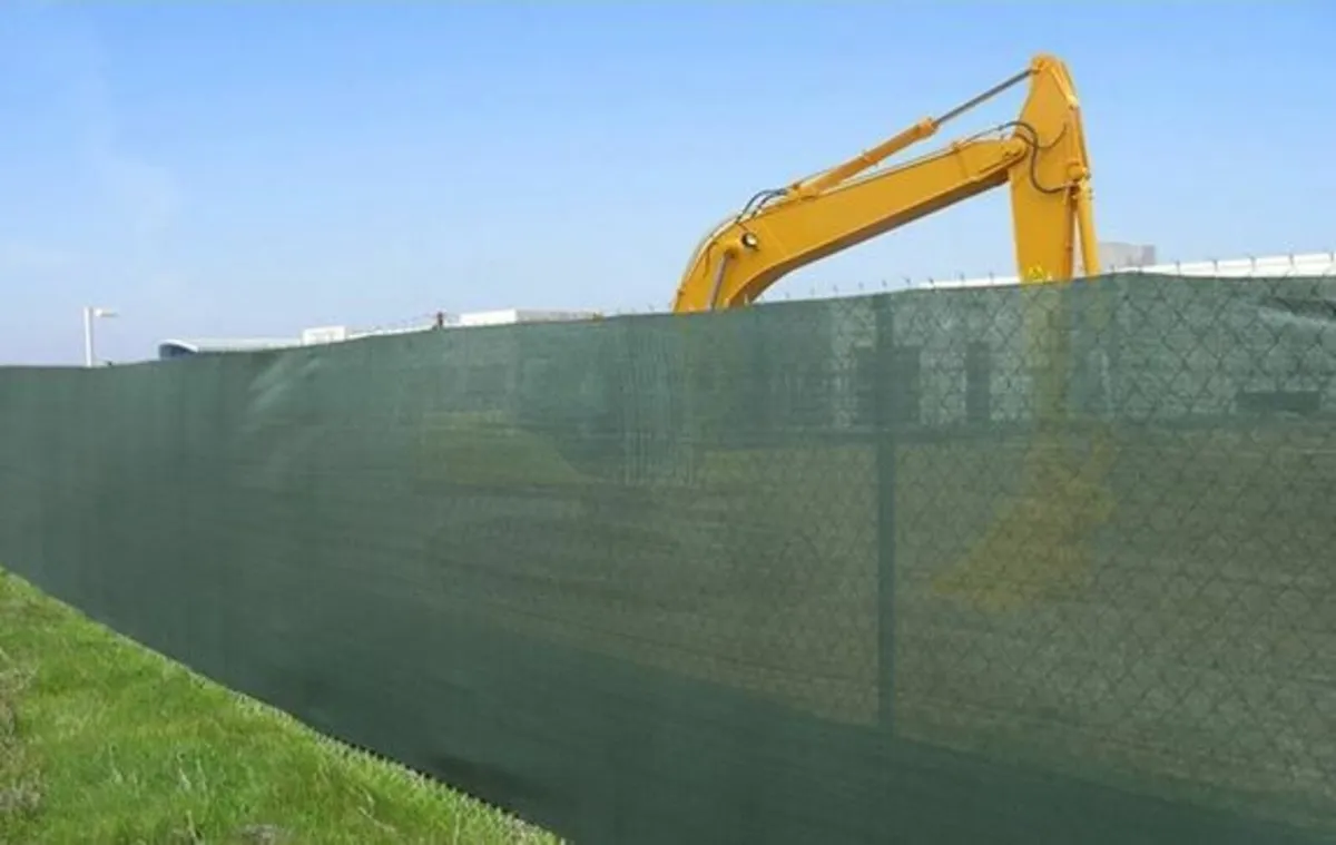 Fence Screens Add Privacy and Shelter - Image 3
