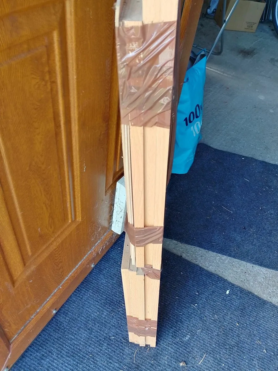 FREE Small Shelving Unit - Image 3