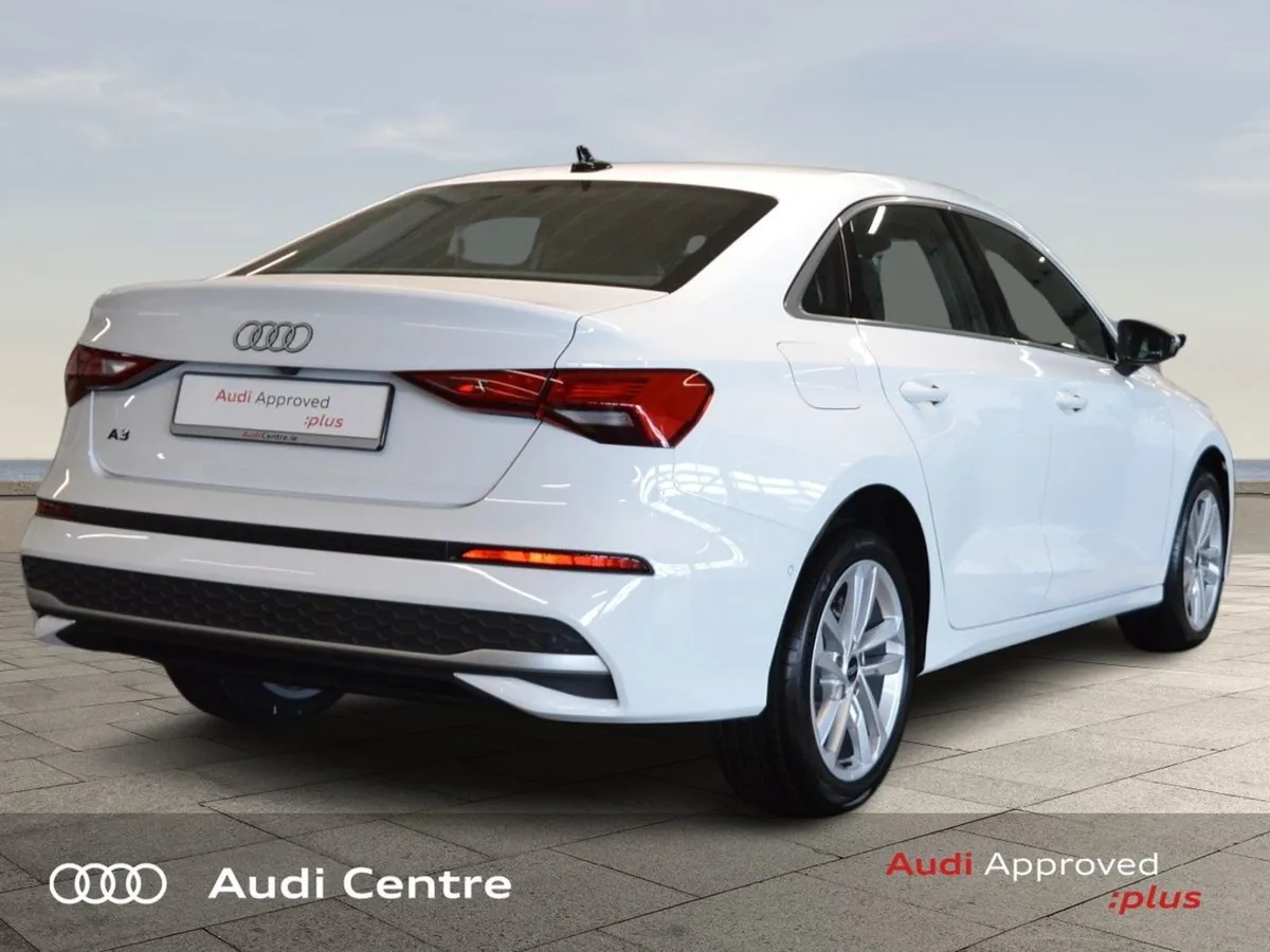 Audi A3 SAL 30 Tfsi 115HP SE Price New was  41.078 - Image 4