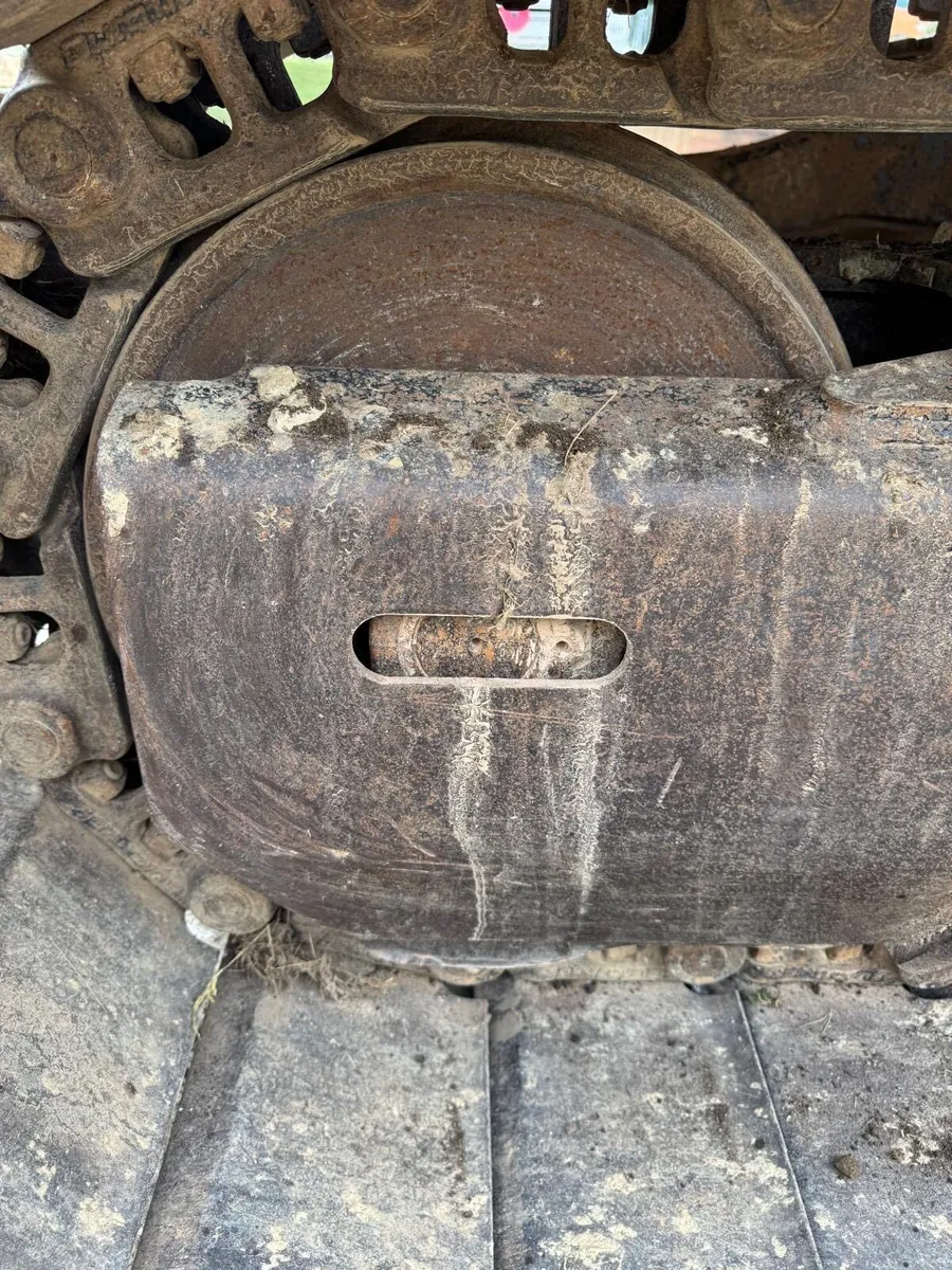 Hitachi 130-6 - Image 2