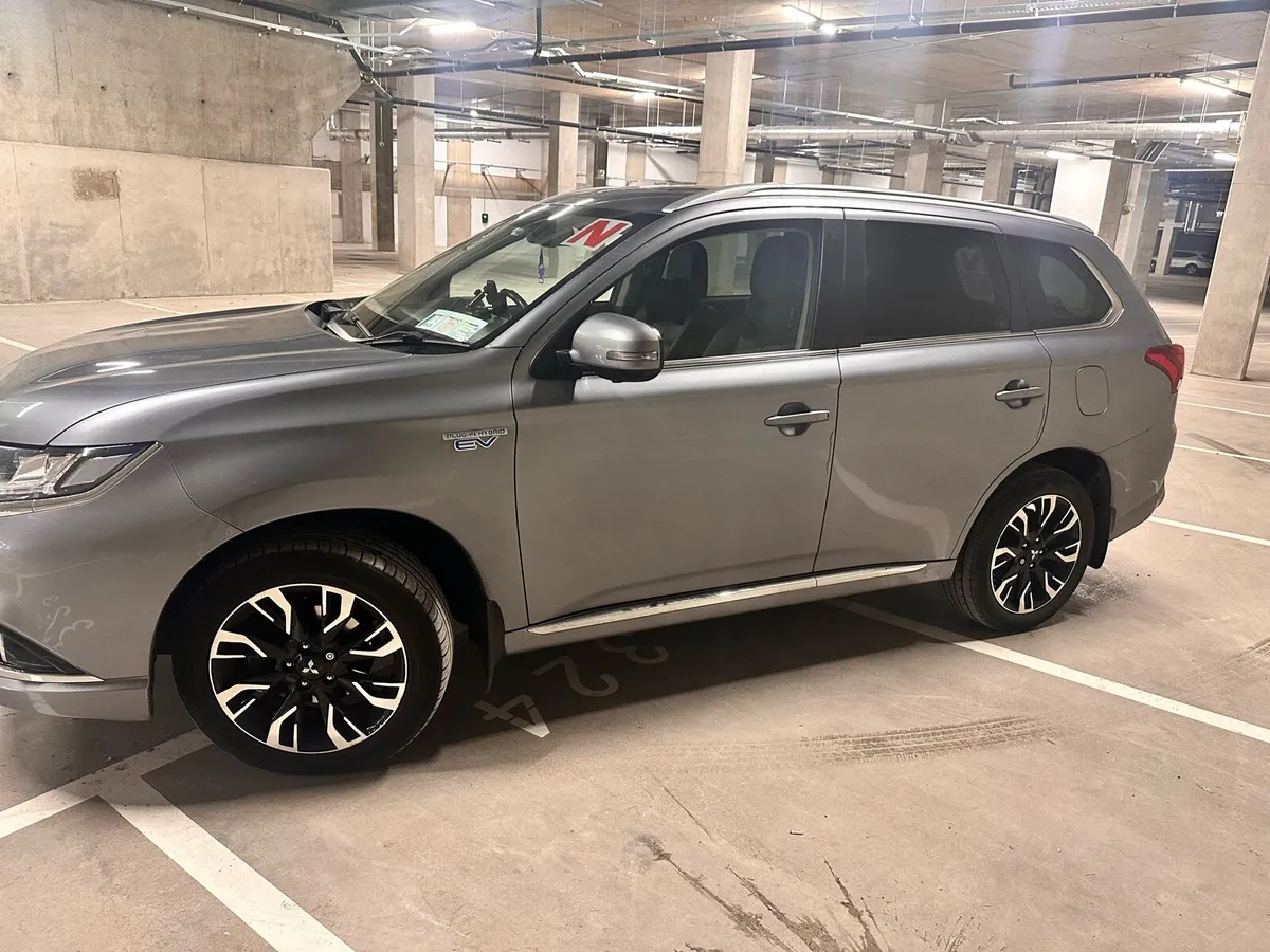 Low Mileage Mitsubishi Outlander PHEV for Sale - Image 2