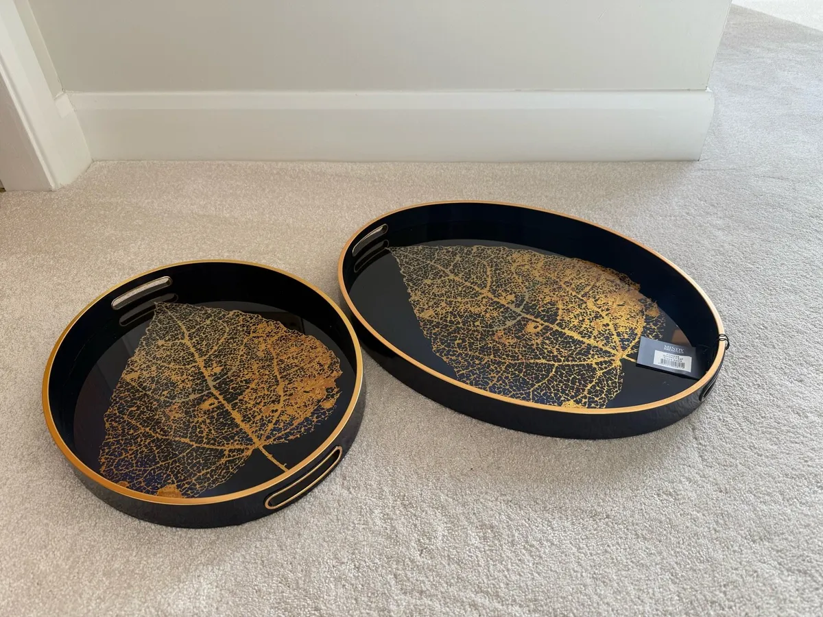 Two Oval Serving Trays - Image 2