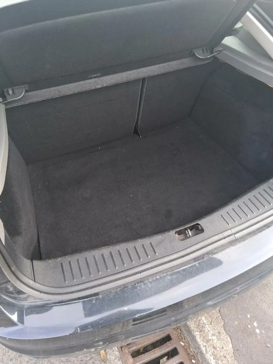 Ford focus 2010 - Image 3