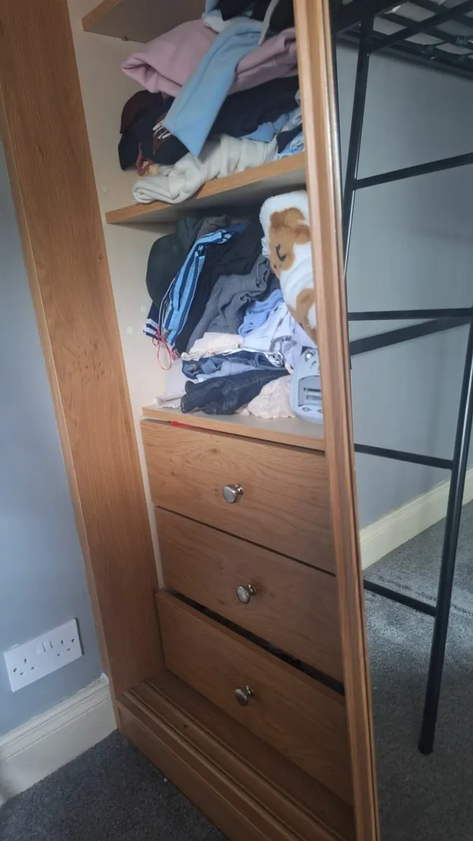 Sliderobe wardrobe - Image 1