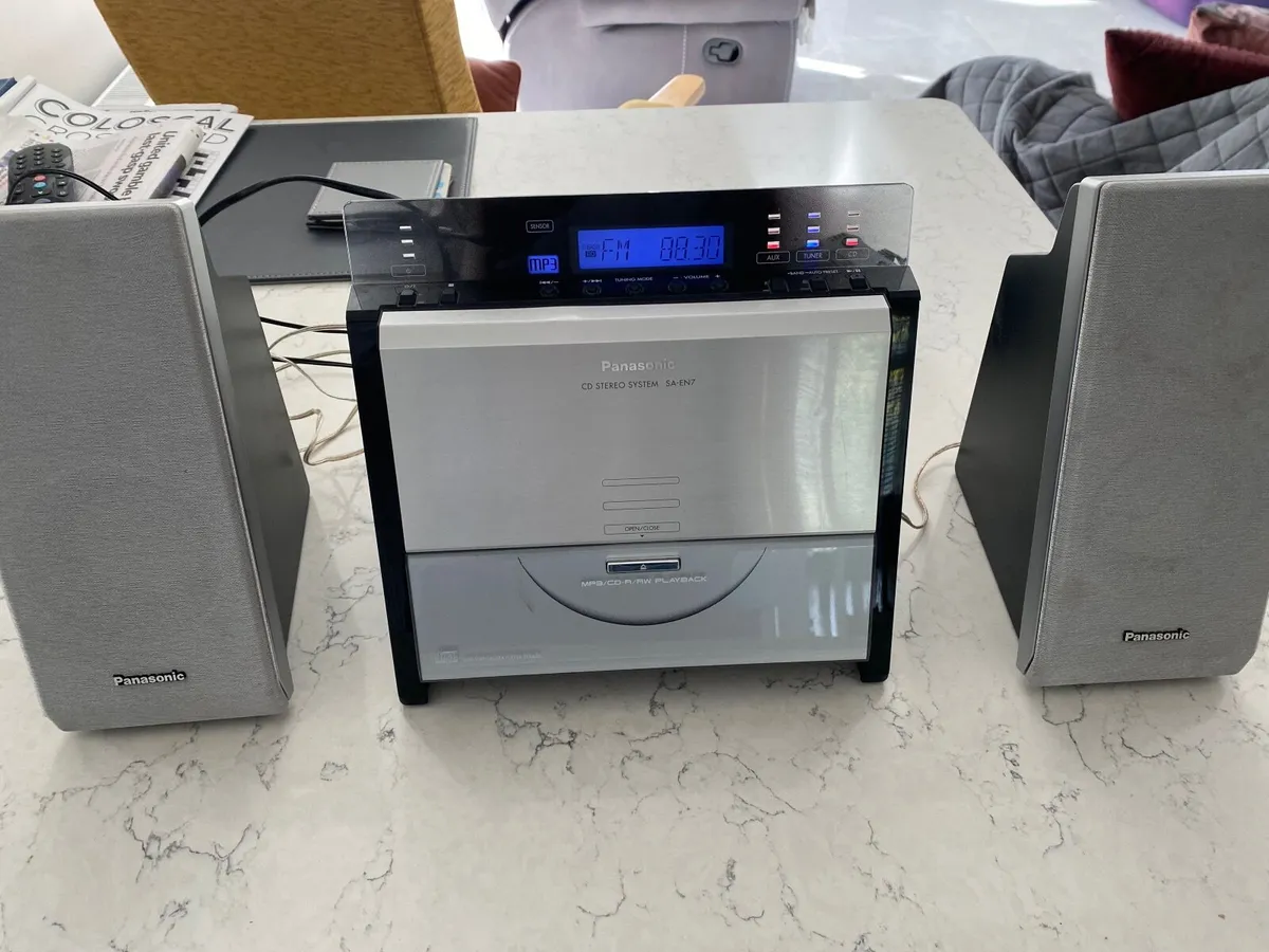 Radio cd - Image 1