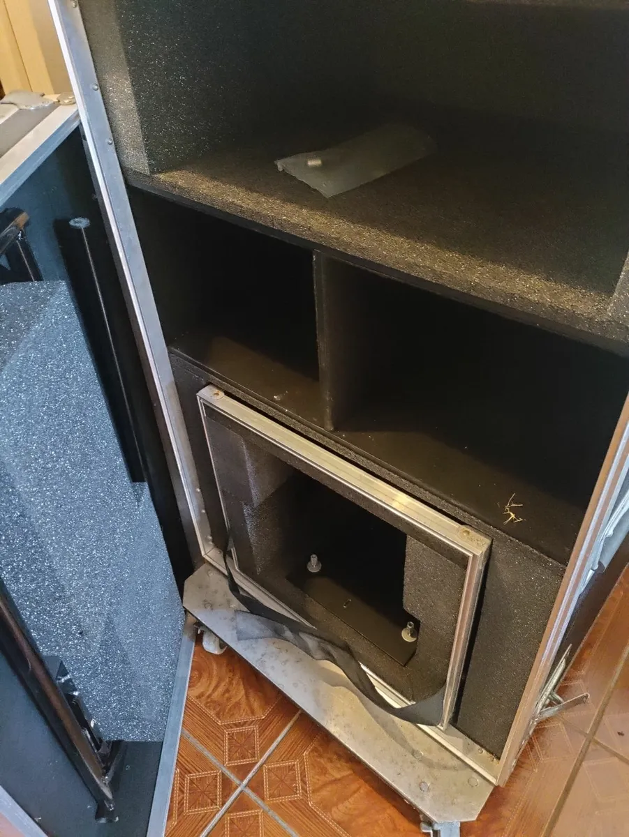 Music equipment - Image 4