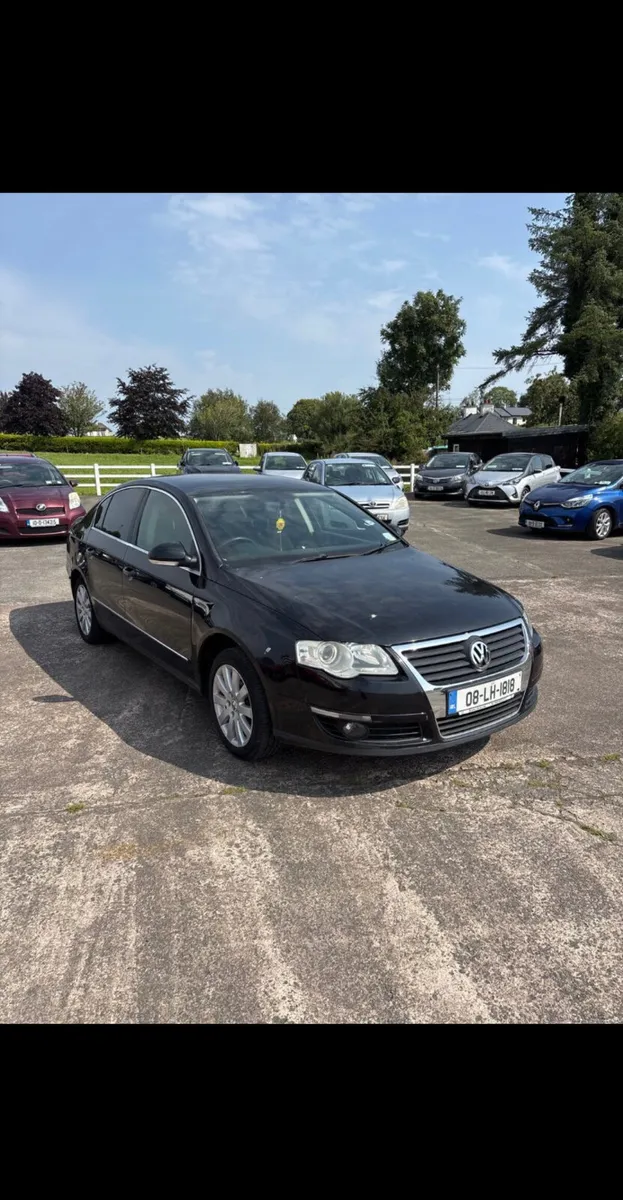 Volkswagen Passat 2008 - Image 1