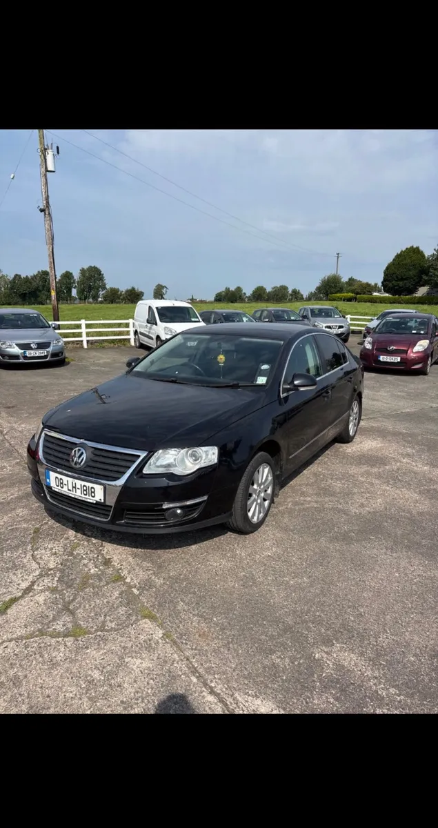 Volkswagen Passat 2008 - Image 2