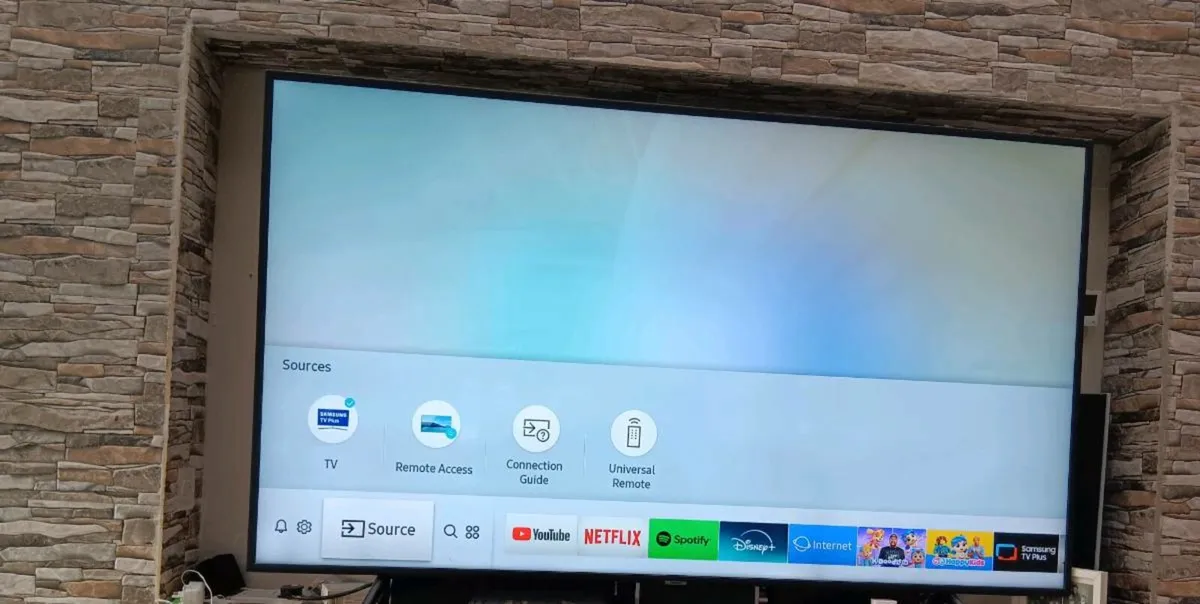 75 inch Samsung Smart TV - Image 4