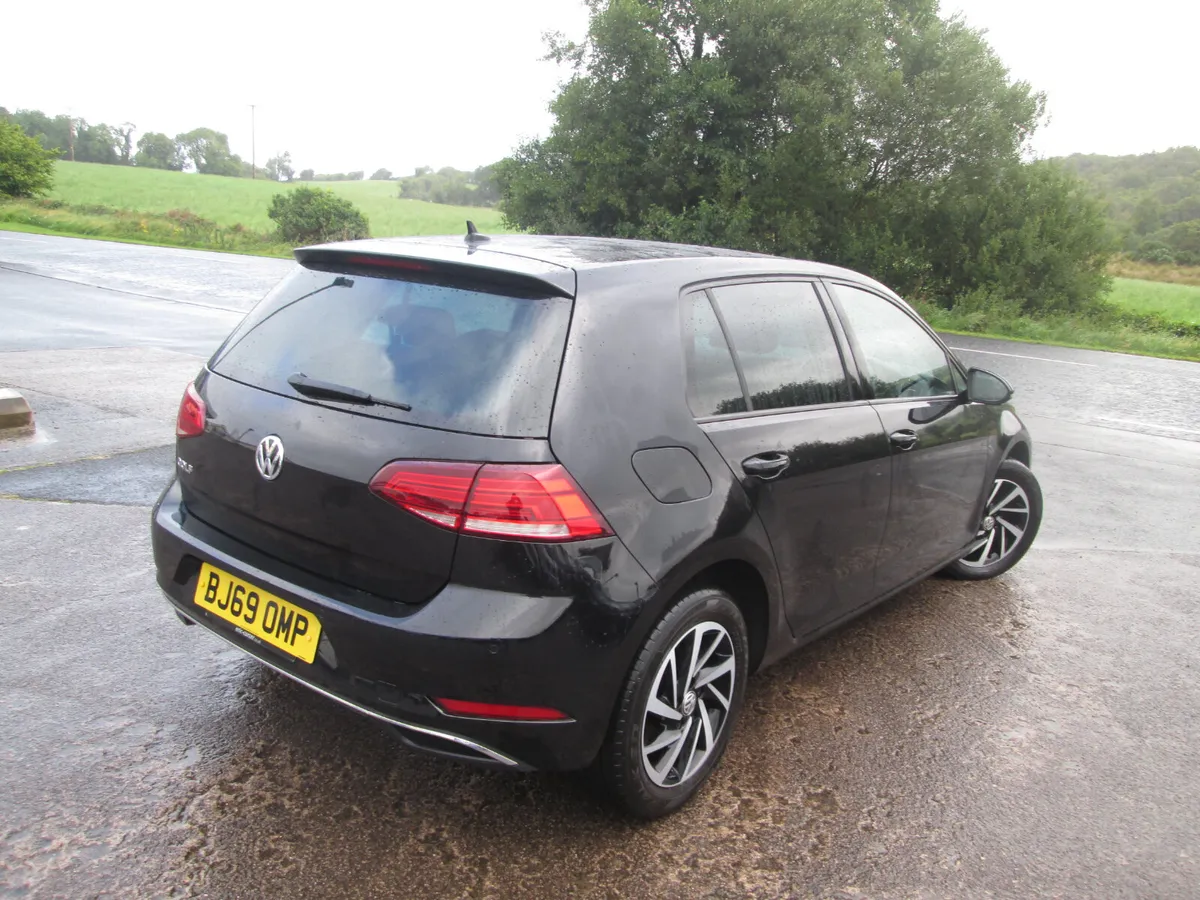 2019  VOLKSWAGEN  GOLF  1.6  TDI  MATCH  EDITION - Image 4