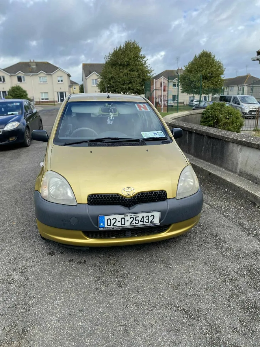 Toyota Yaris 2002 - Image 1