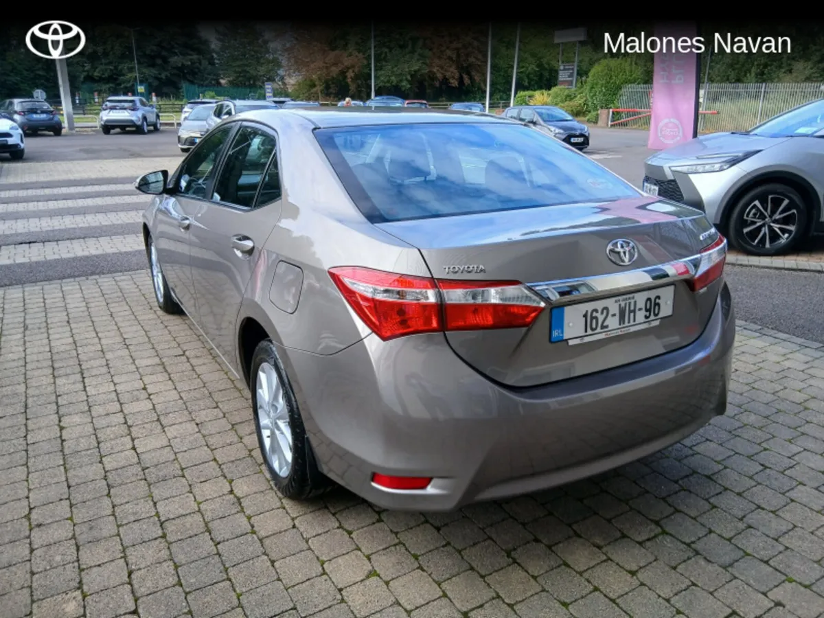 Toyota Corolla COROLLA 1.4 D-4D LUNA - Image 4