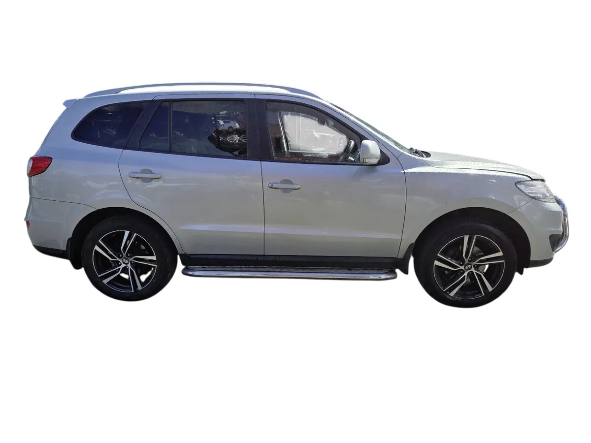 2011 HYUNDAI SANTA FE For Breaking/Dismantling - Image 2