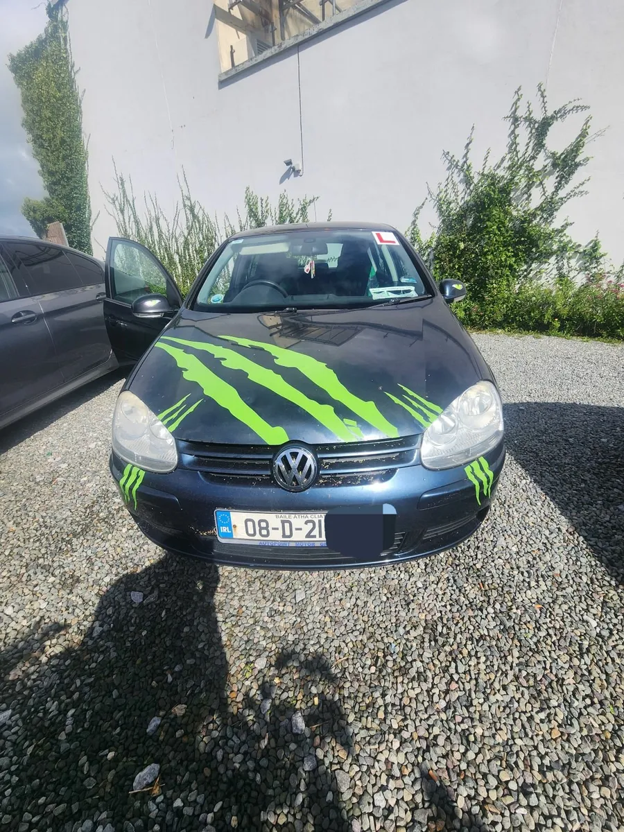 Volkswagen Golf 2008 1.6 petrol manual - Image 1