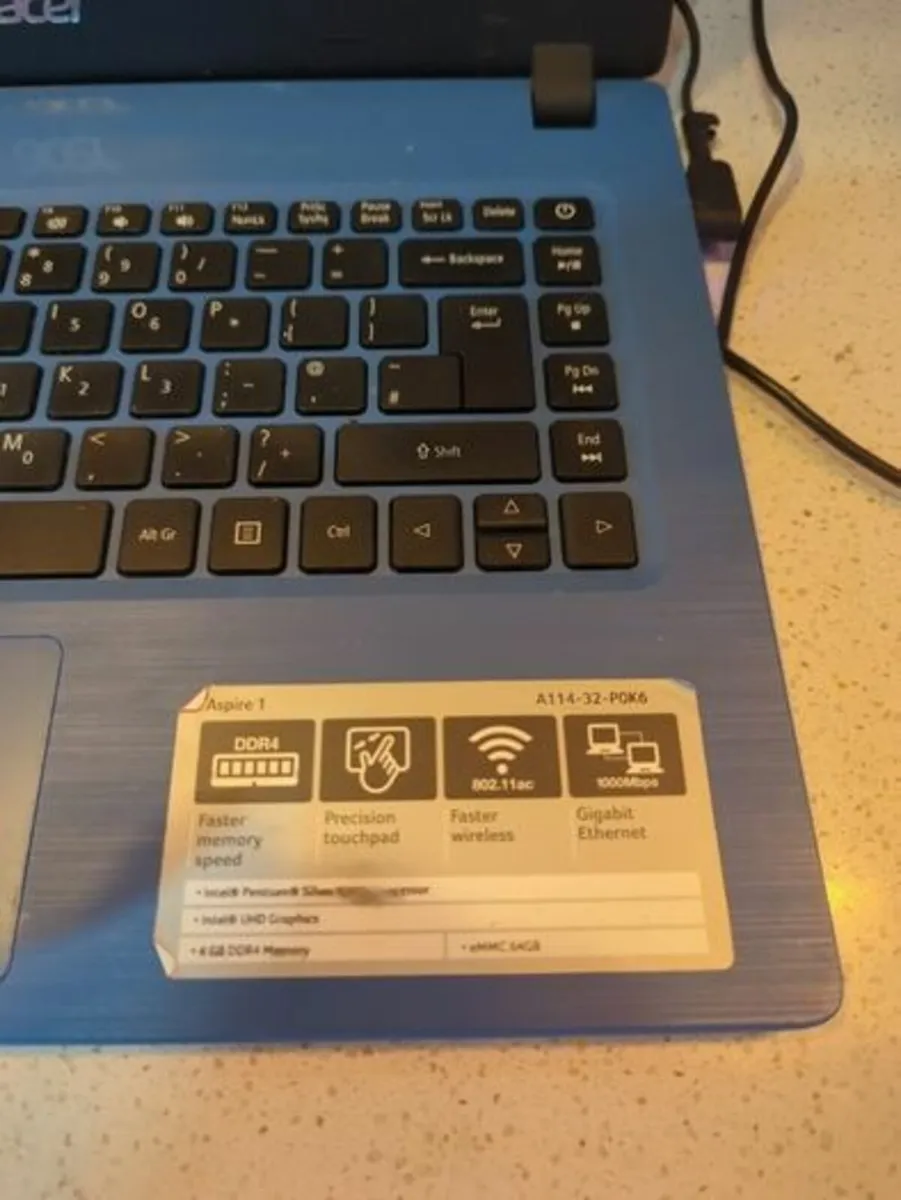 Acer Aspire 1 Laptop - Image 1