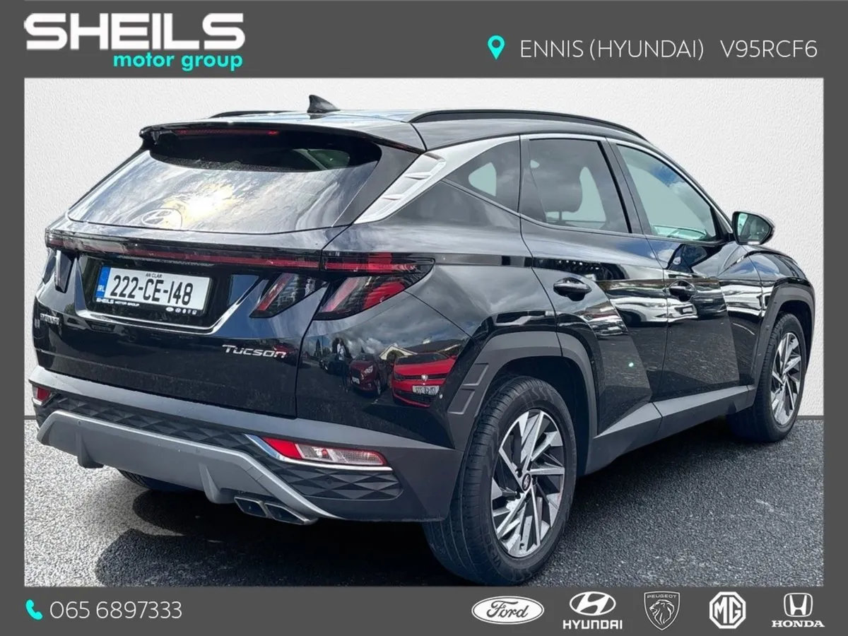 Hyundai Tucson 2WD Executive Plus - Image 2