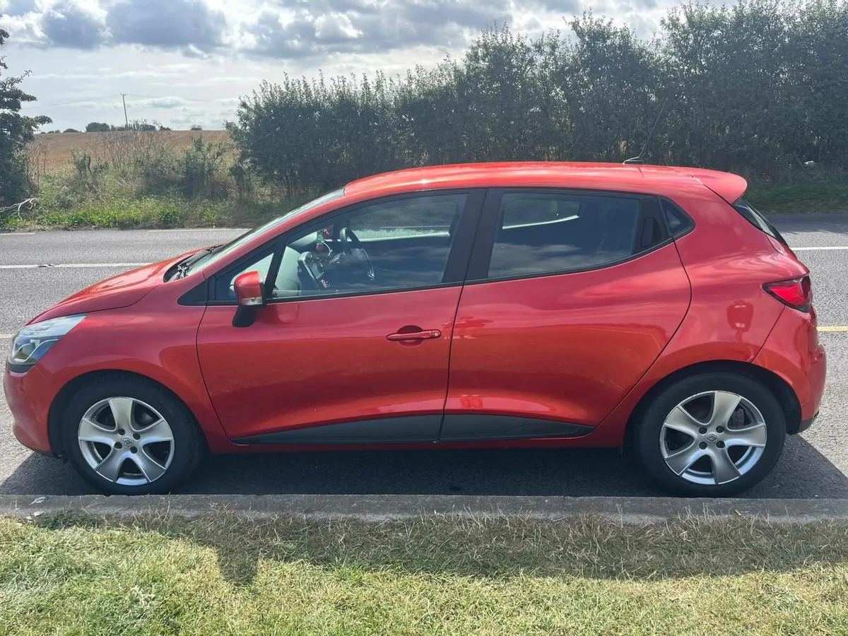 Renault Clio 2015 Dynamique 5speed - Image 4