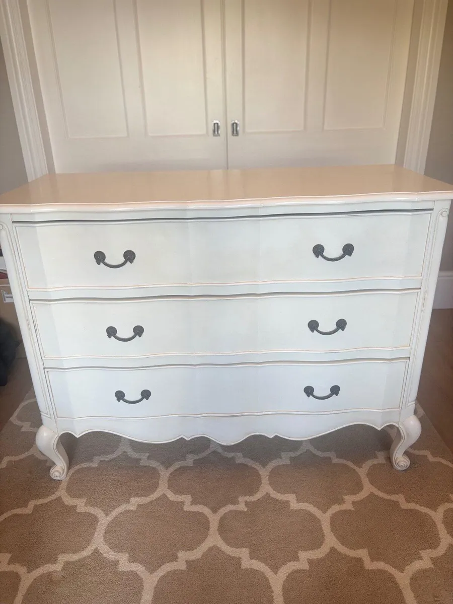 Chest of Drawers - Image 1