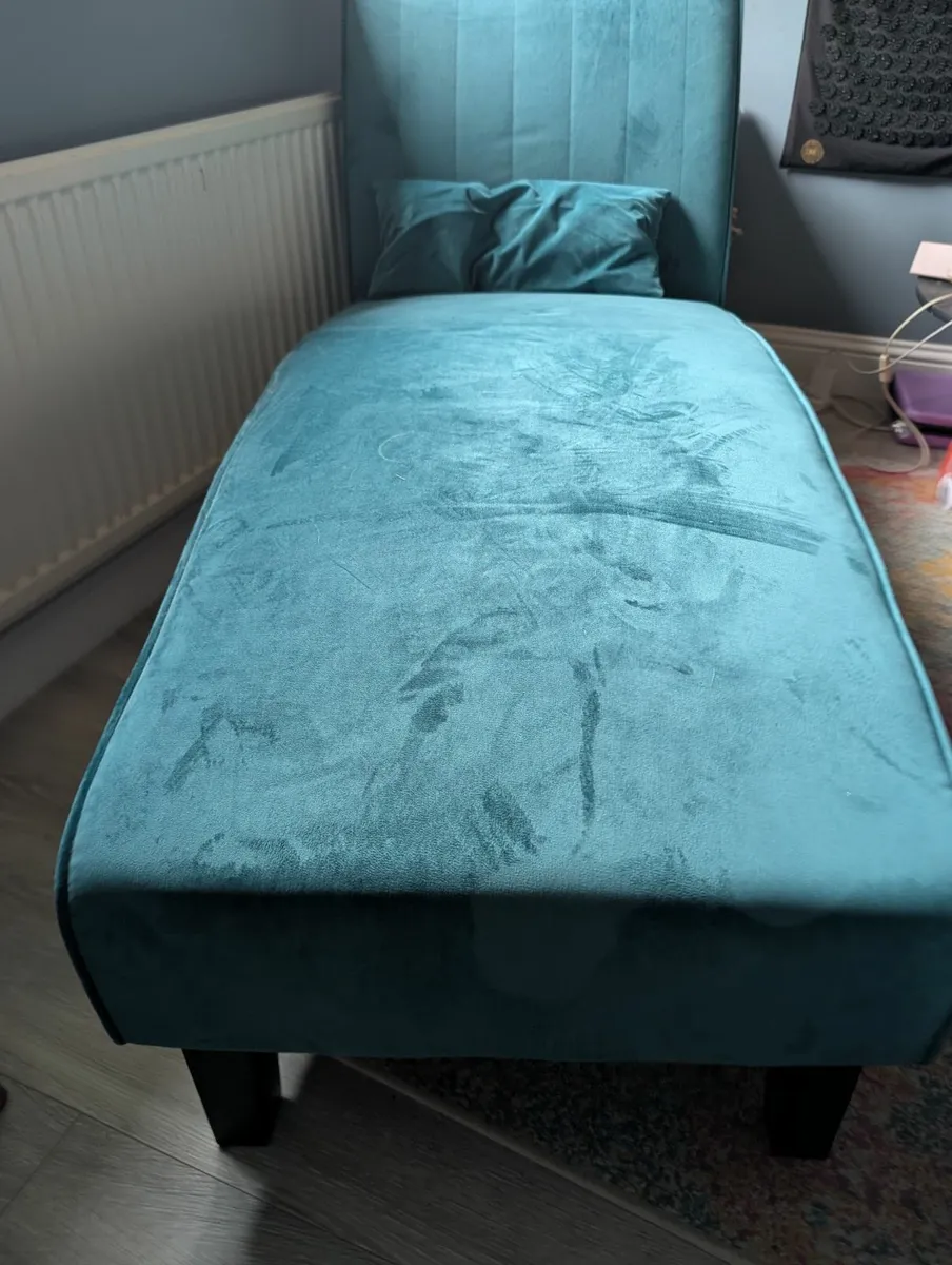 Teal Velvet Chaise - Image 3