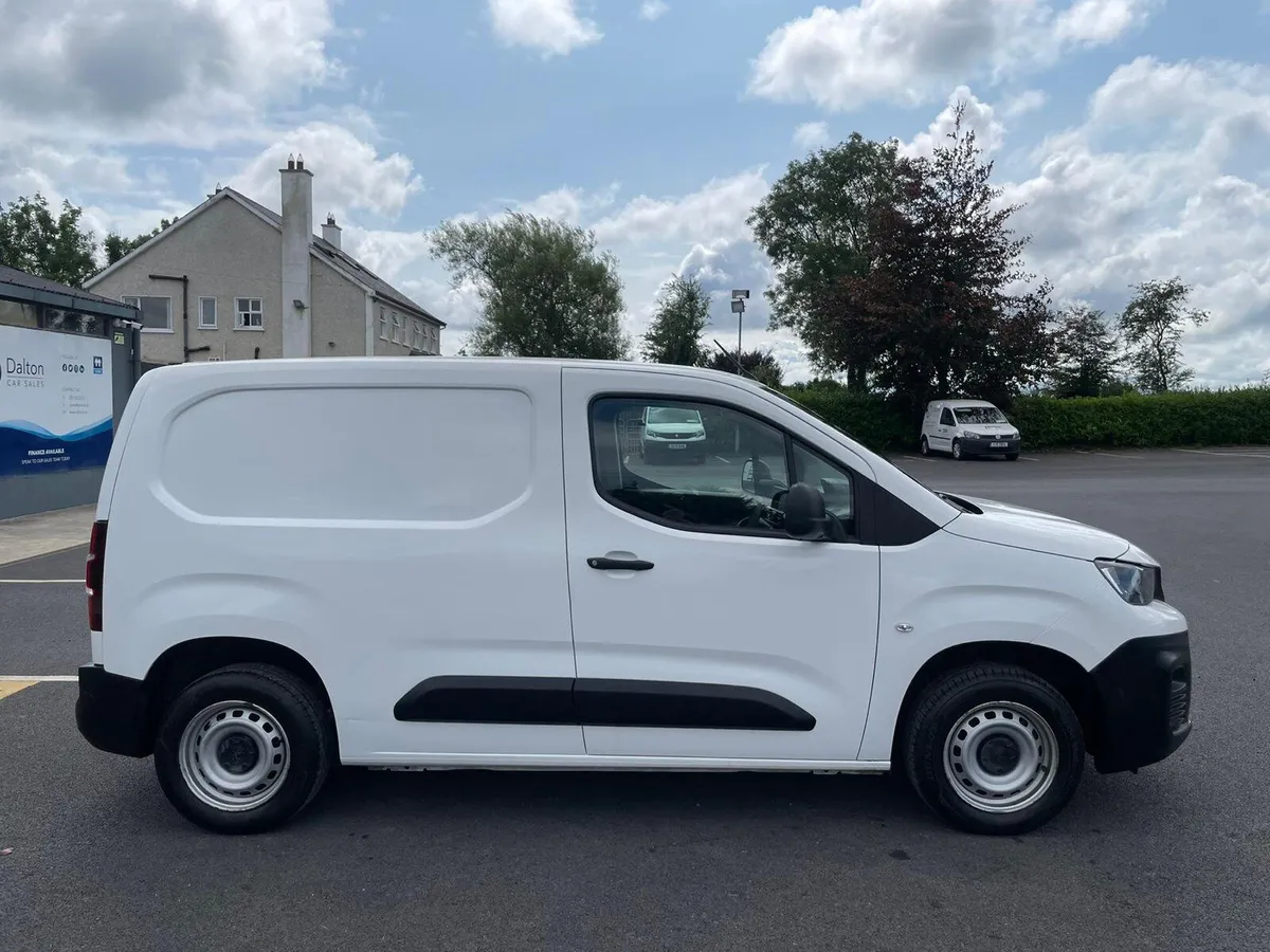 PEUGEOT PARTNER ACTIVE 1.5 HDI 2021 - Image 4