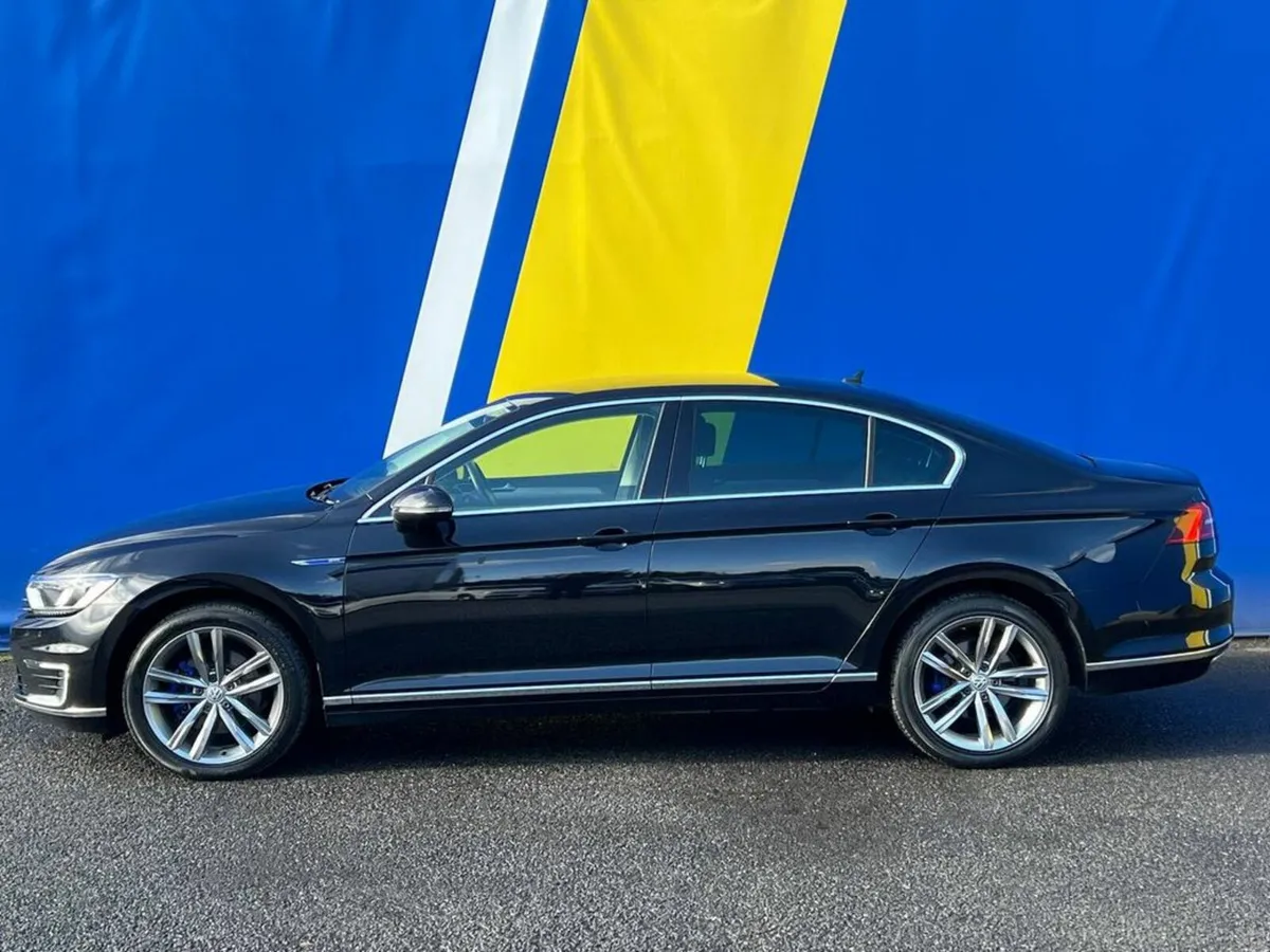 Volkswagen Passat GTE 1.4 TSI HYBRID // FULL SERVI - Image 3
