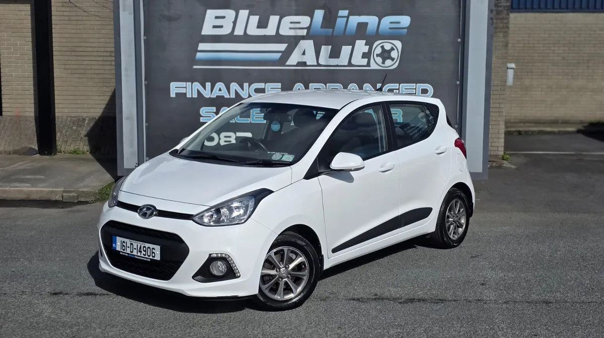 Hyundai i10 1.0 Petrol Manual Low Miles (151) - Image 1