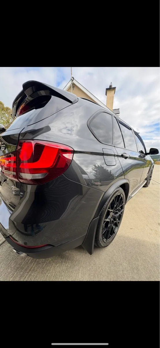 BMW X5 X-DRIVE 30D 300bhp - Image 4
