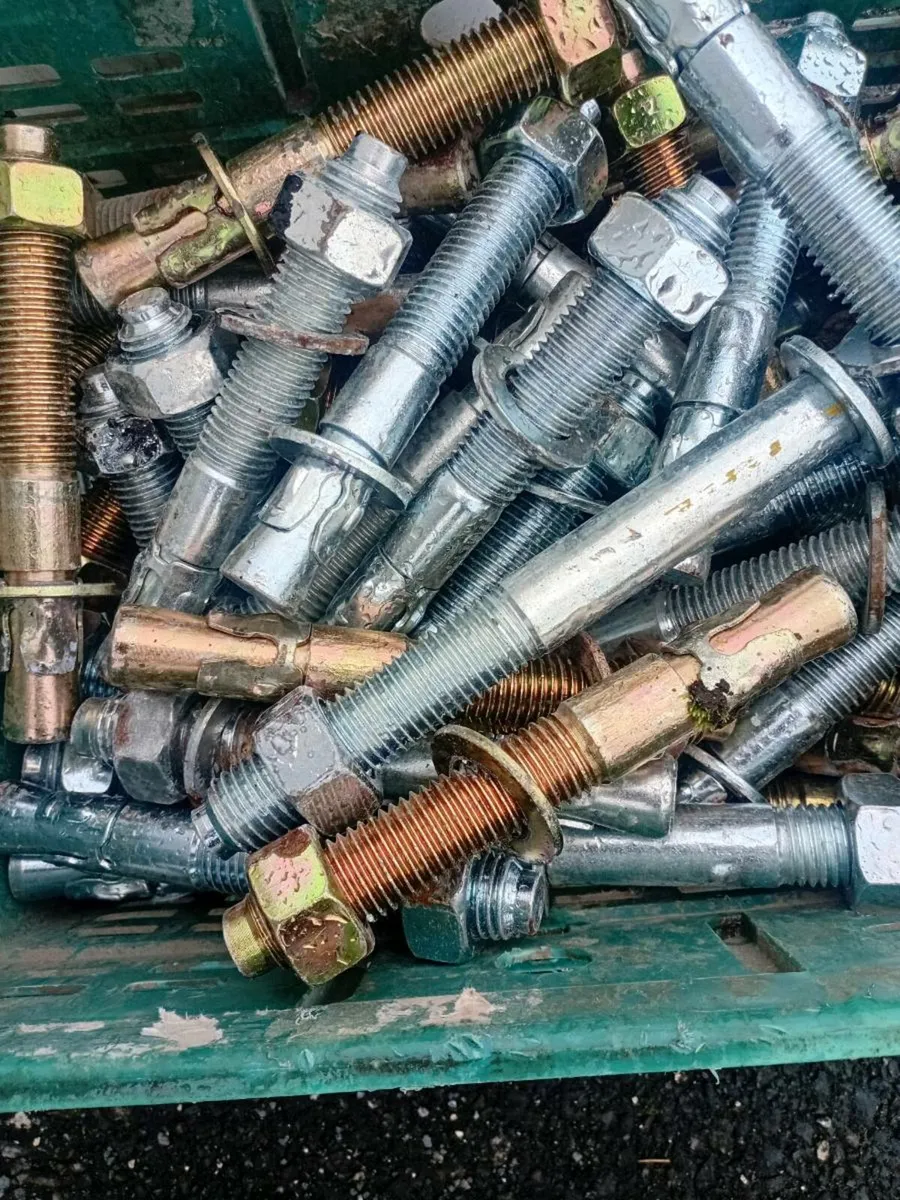 Fixings job lot - Image 1