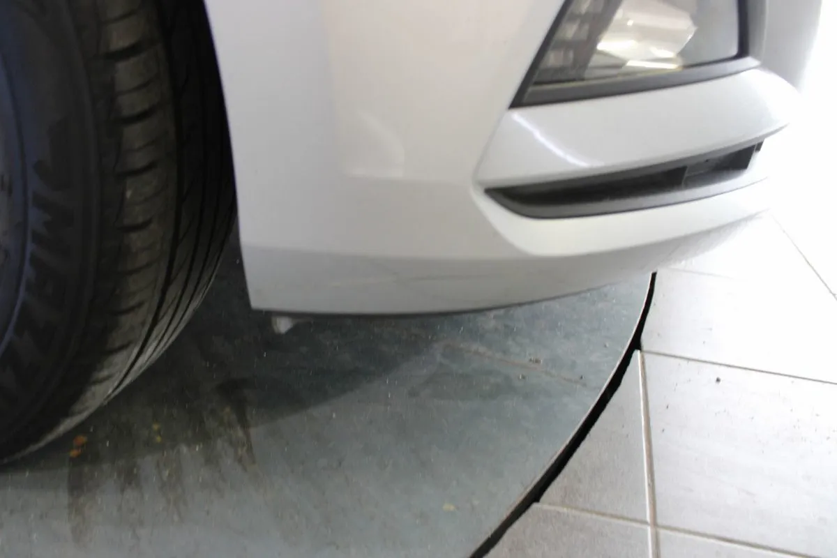 Volkswagen Polo 1.6 TDI 80hp Trendline - Image 3