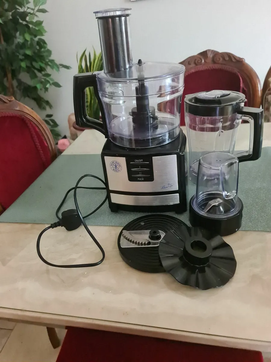 Food processor - Image 2