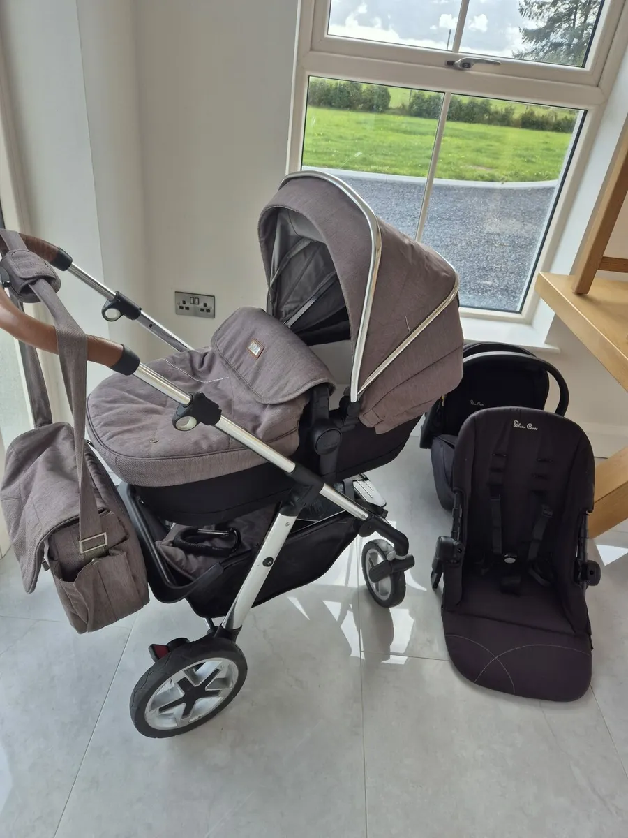 Silver cross travel system - Image 1