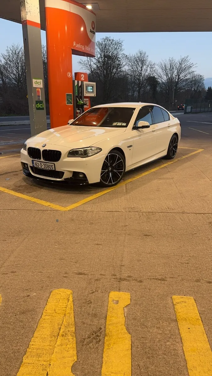 BMW 5-Series 2016 - Image 1