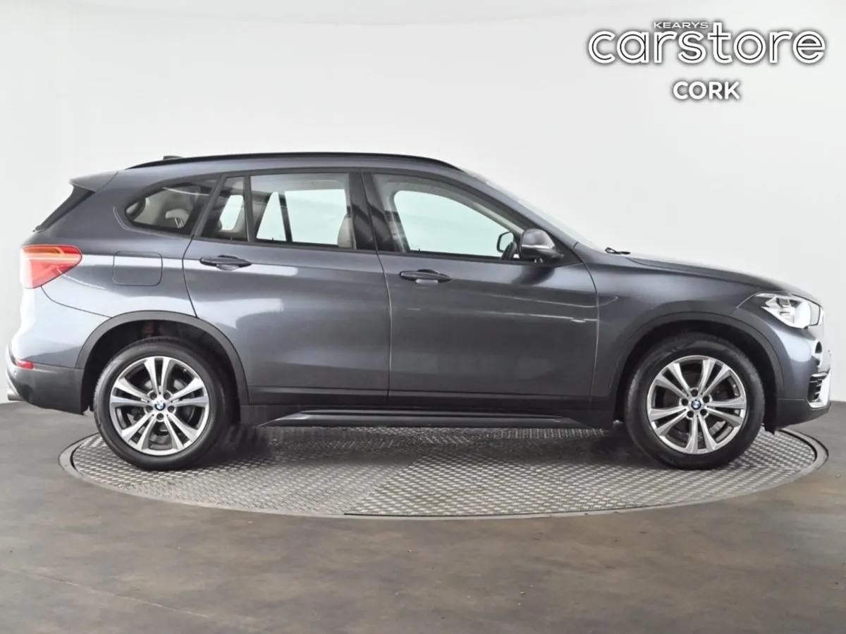 BMW X1 Sdrive18d Sport - Image 3